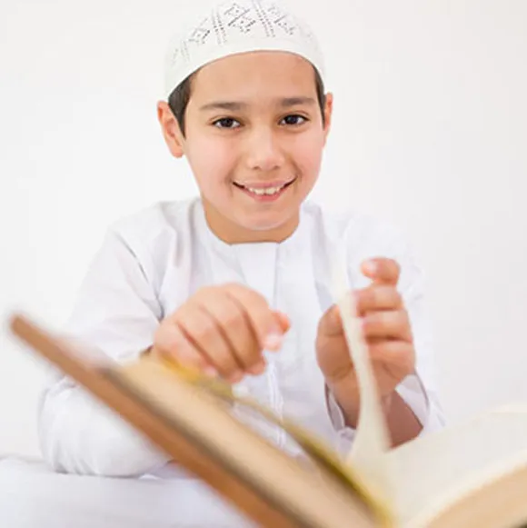 boy learn quran